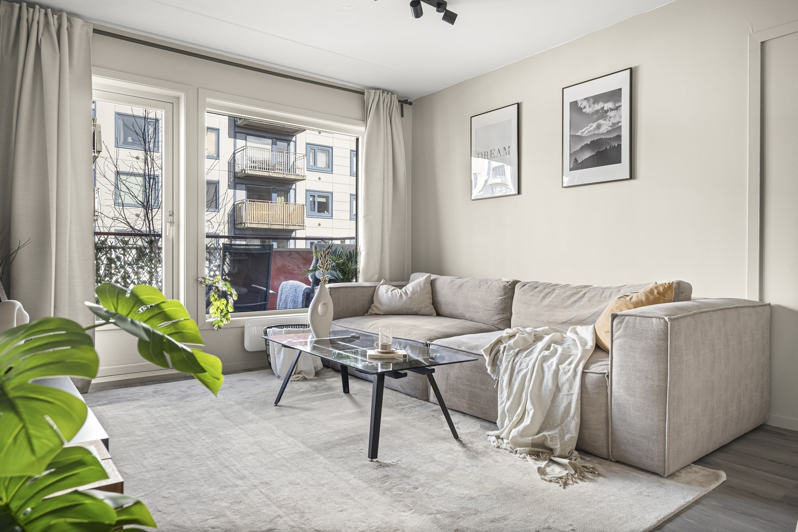 VELKOMMEN TIL SINSENVEIEN 5B! Galleribilde