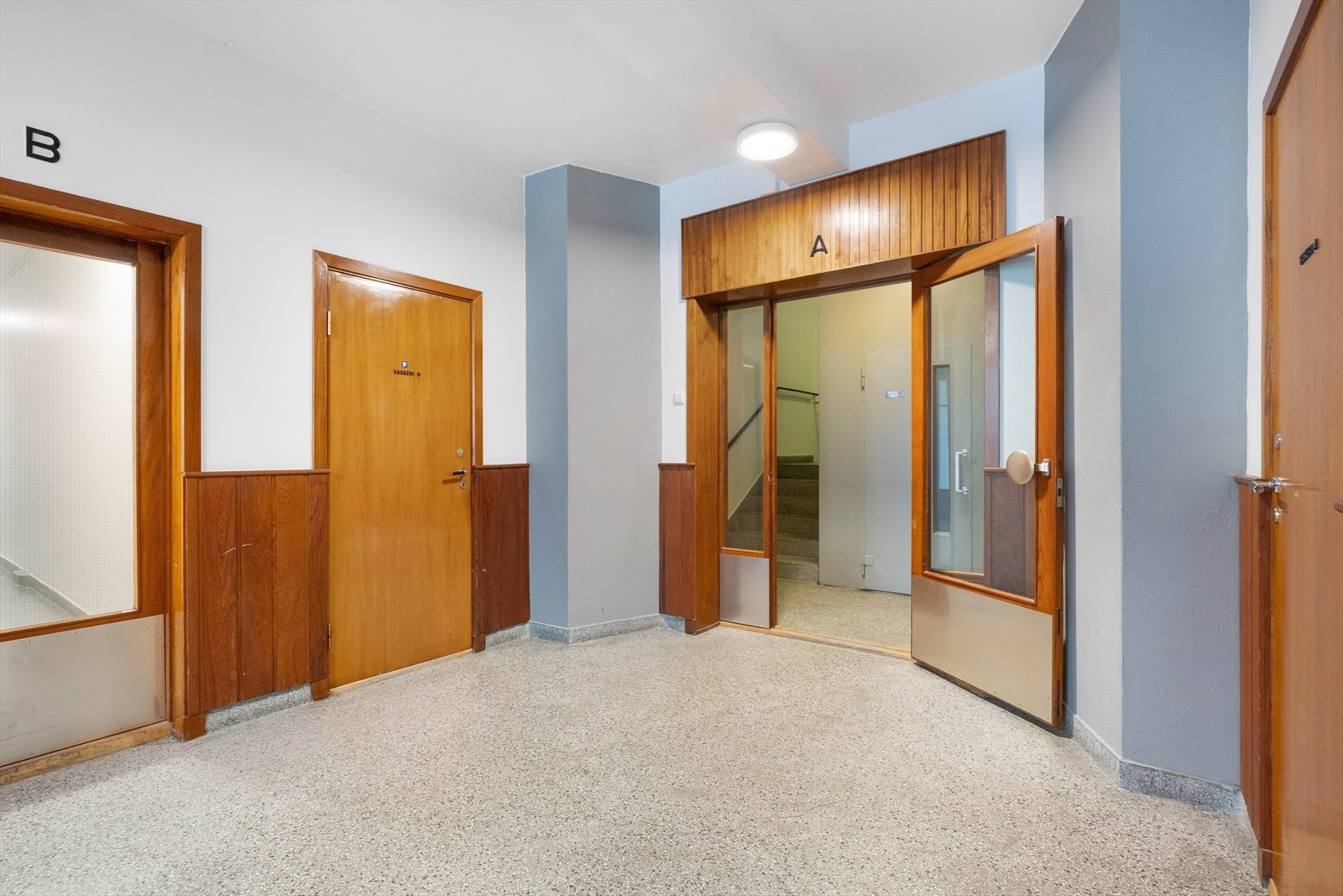 Borettslaget har et flott felles inngangsparti. Galleribilde