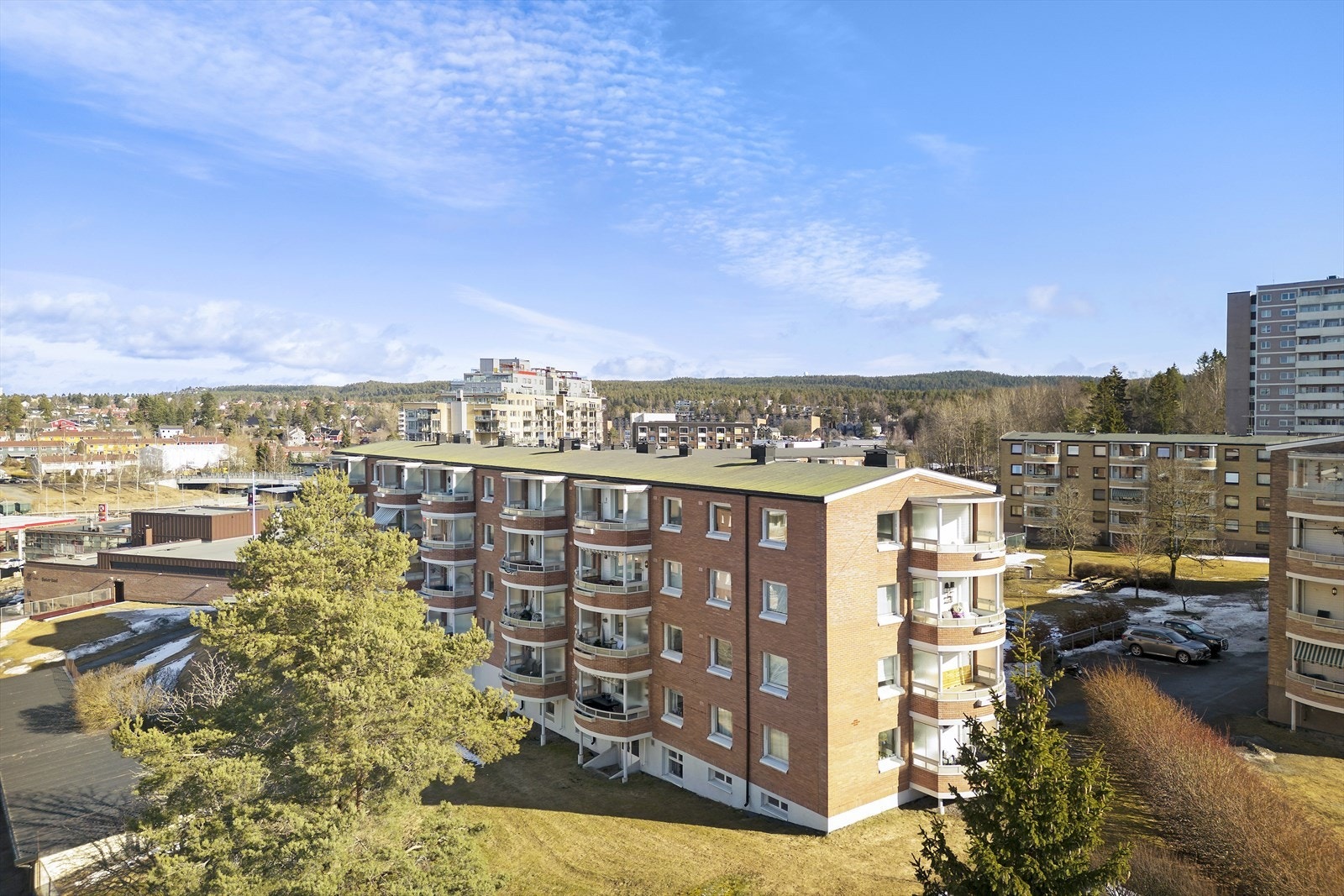 Sentral og tilbaktrukket beliggenhet. Galleribilde