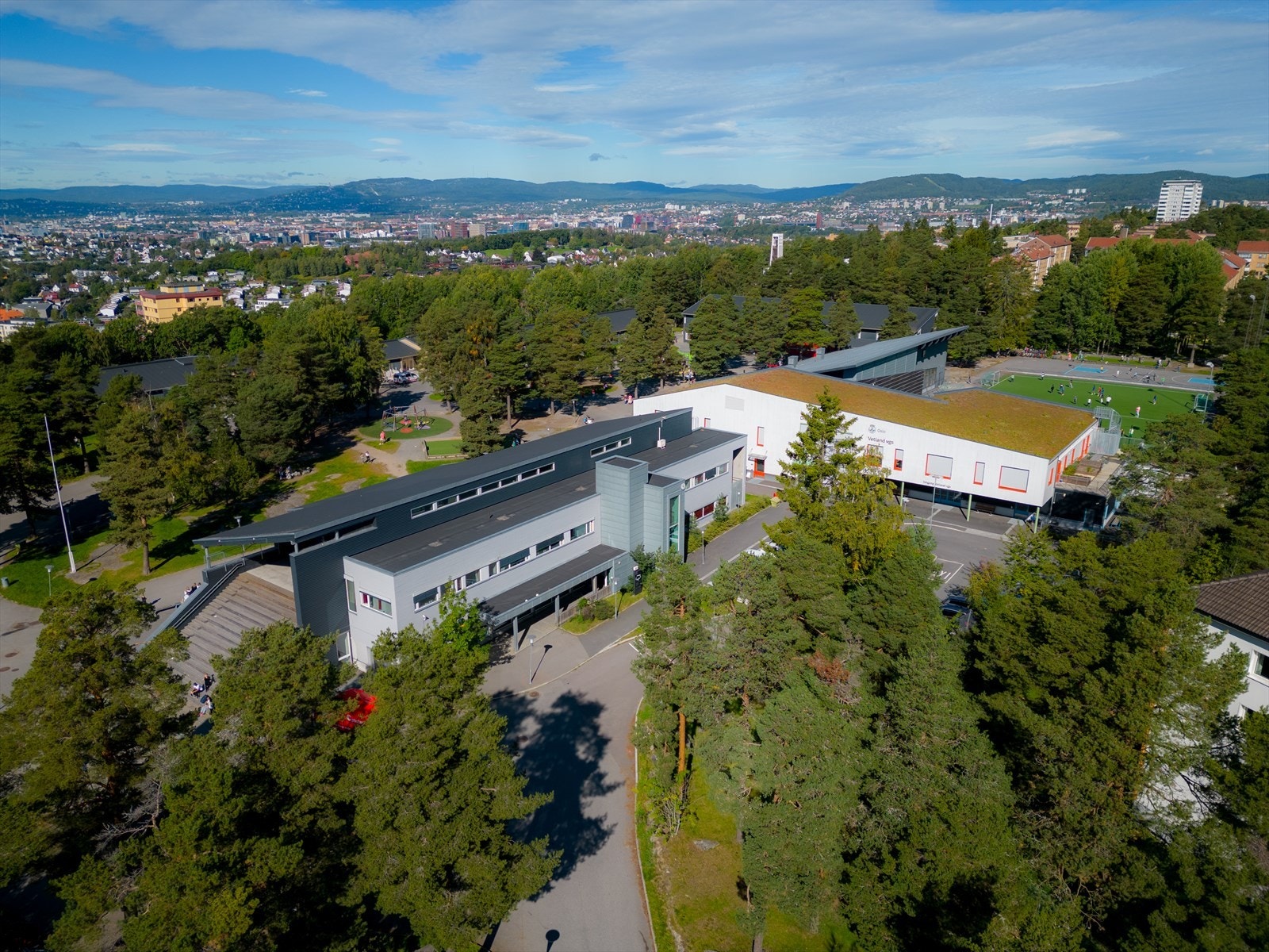 Boligfeltet har kun 6 minutters gangavstand til Oppsal barne- og ungdomsskole. Galleribilde