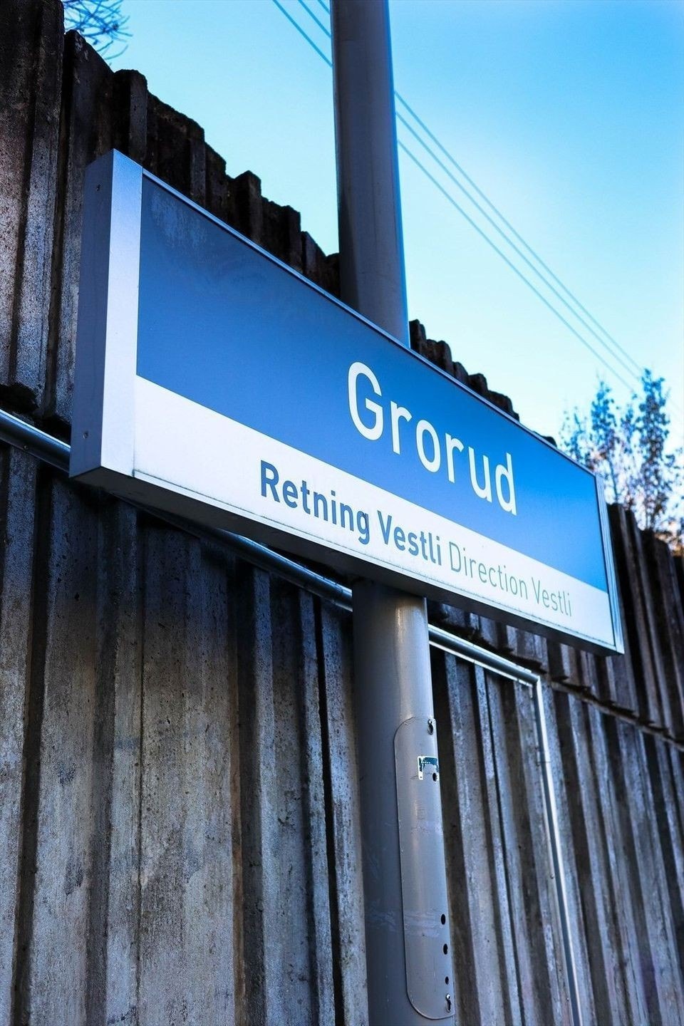 ... og Grorud T-bane Galleribilde