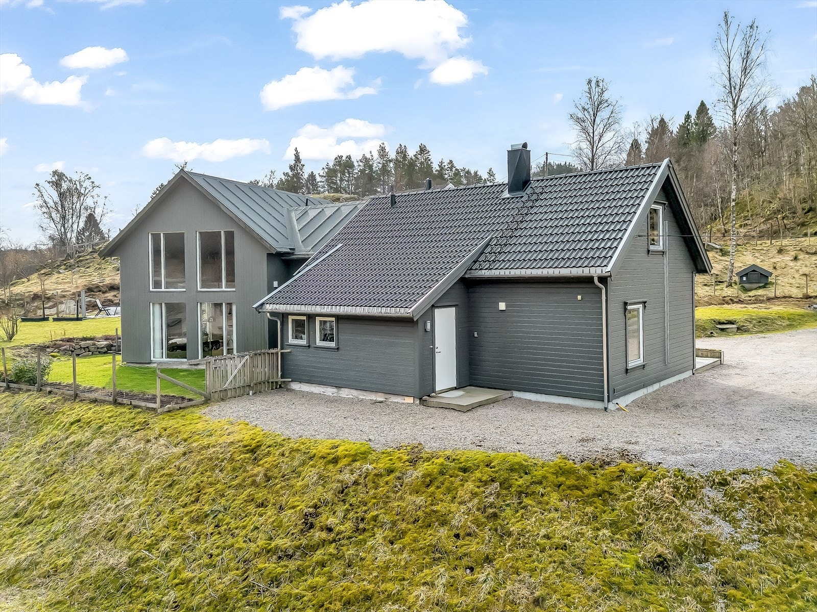 Eiendommen består av en original del fra 2004 og en ny del fra 2016. Galleribilde