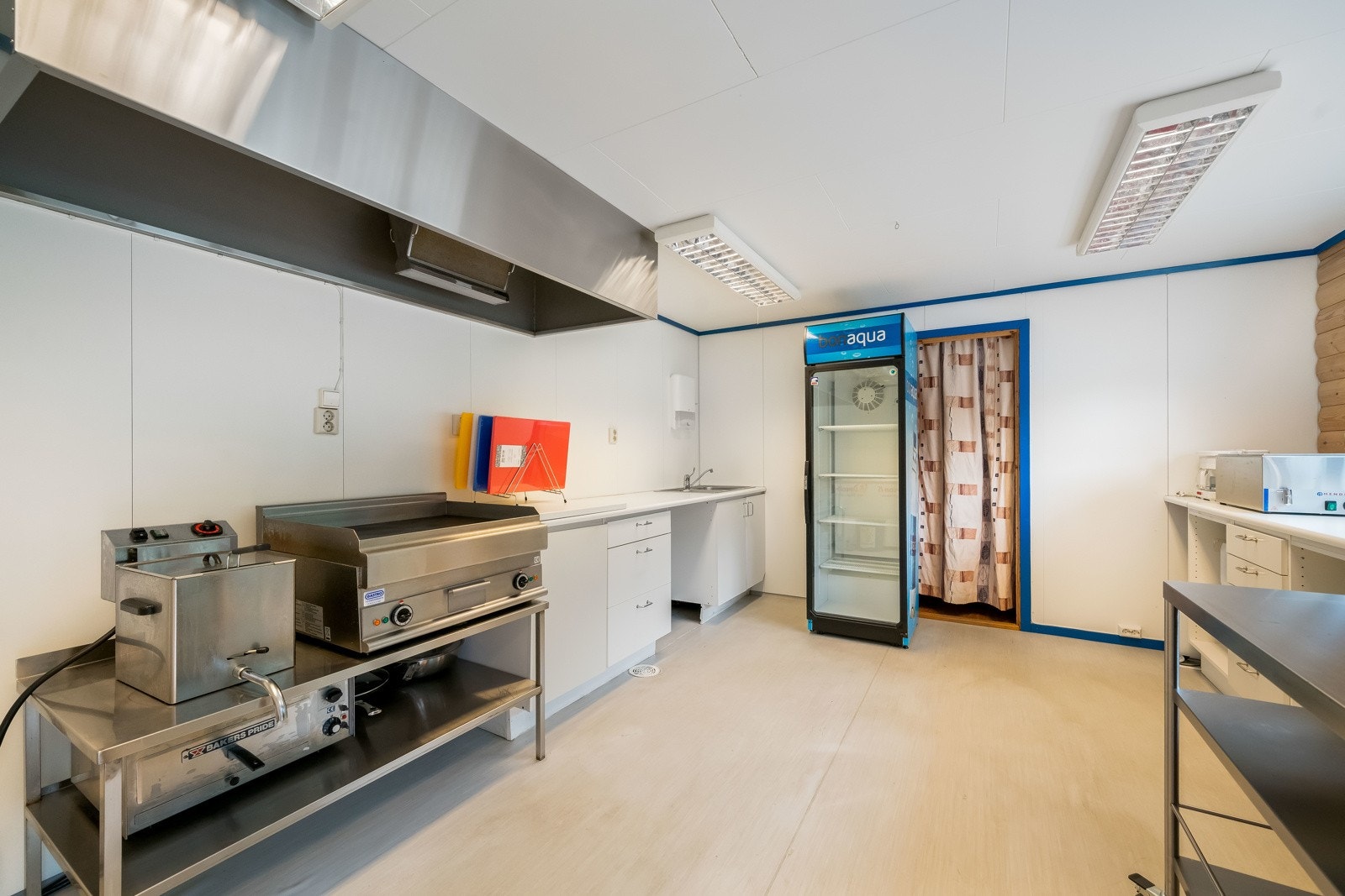 Kjøkken i kiosk. Galleribilde