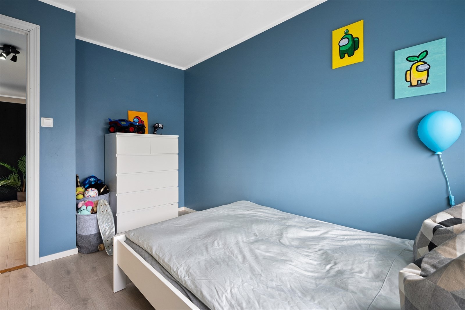 Soverom nr. 2 måler 9,6 m². Det perfekte barnerommer/gjesterommet. Galleribilde