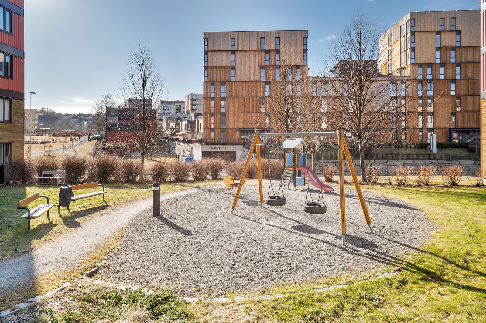Leiligheten ligger sentralt plassert på populære lade. Galleribilde