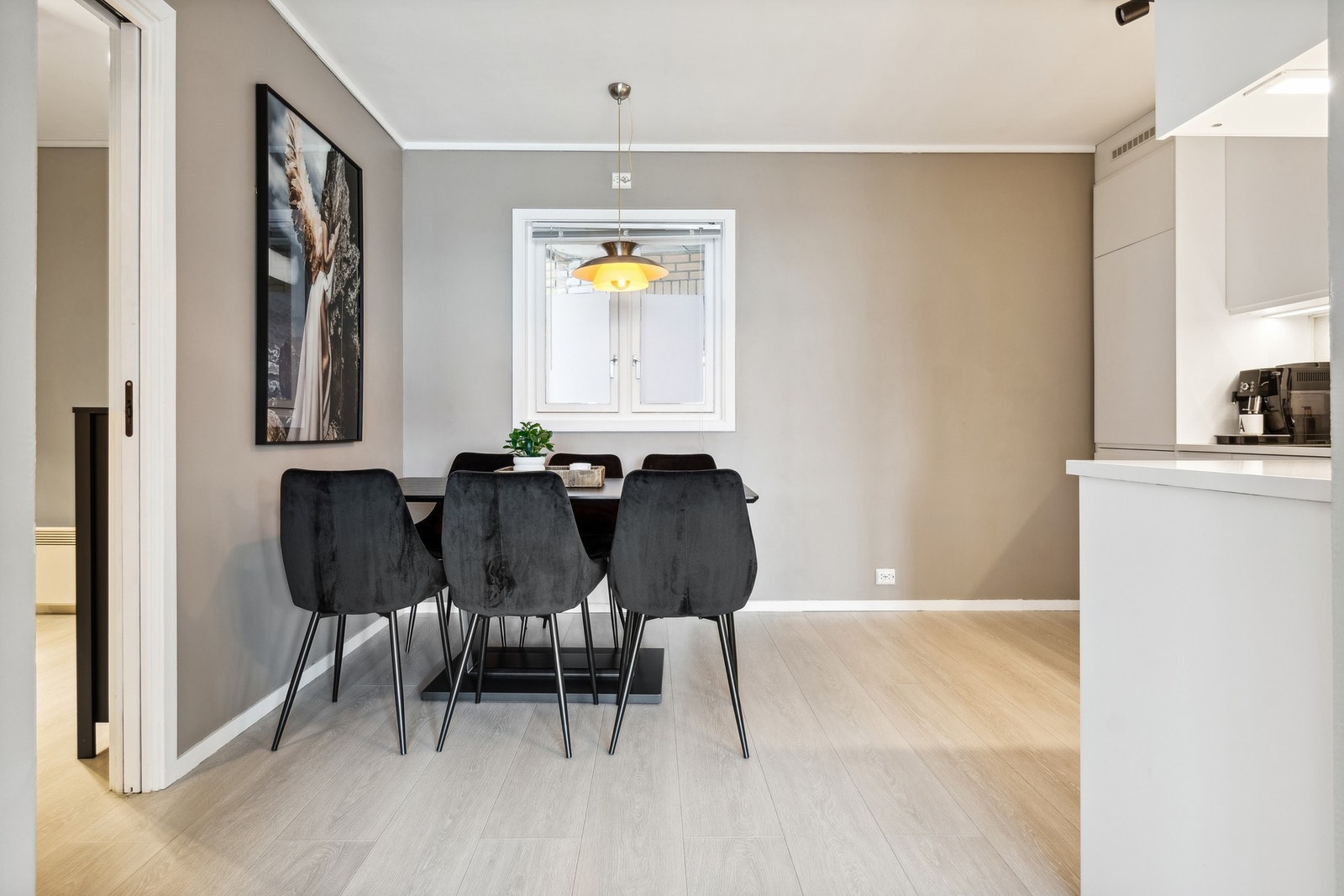 Kjøkken. Galleribilde