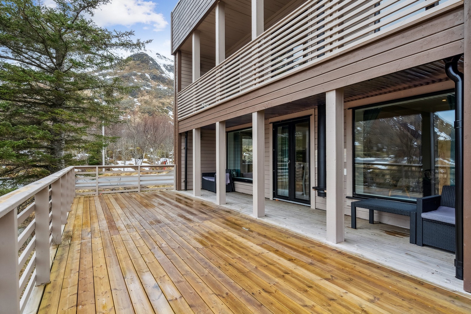 Perfekt for å kunne invitere familien eller vennegjengen over på grillmiddager. Galleribilde