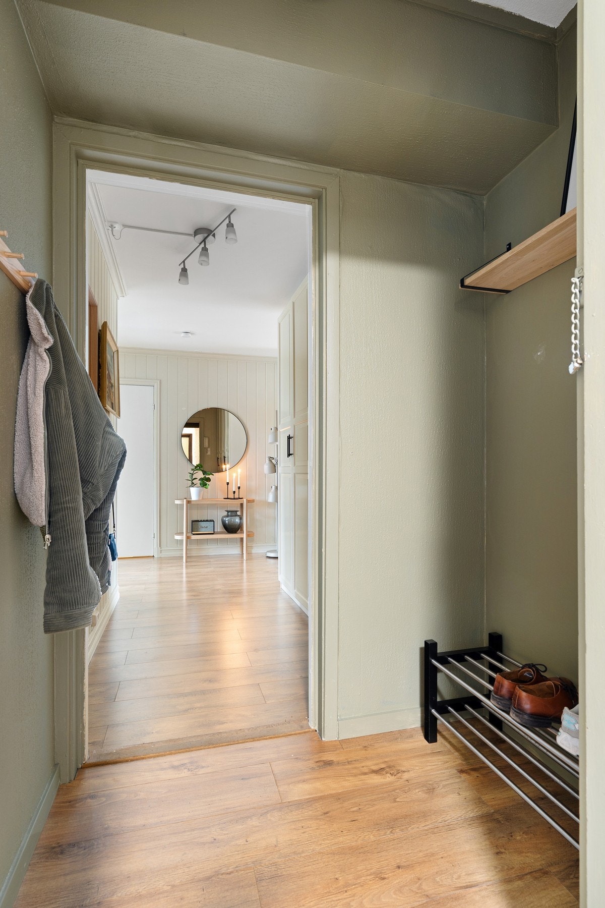 Entré. Galleribilde