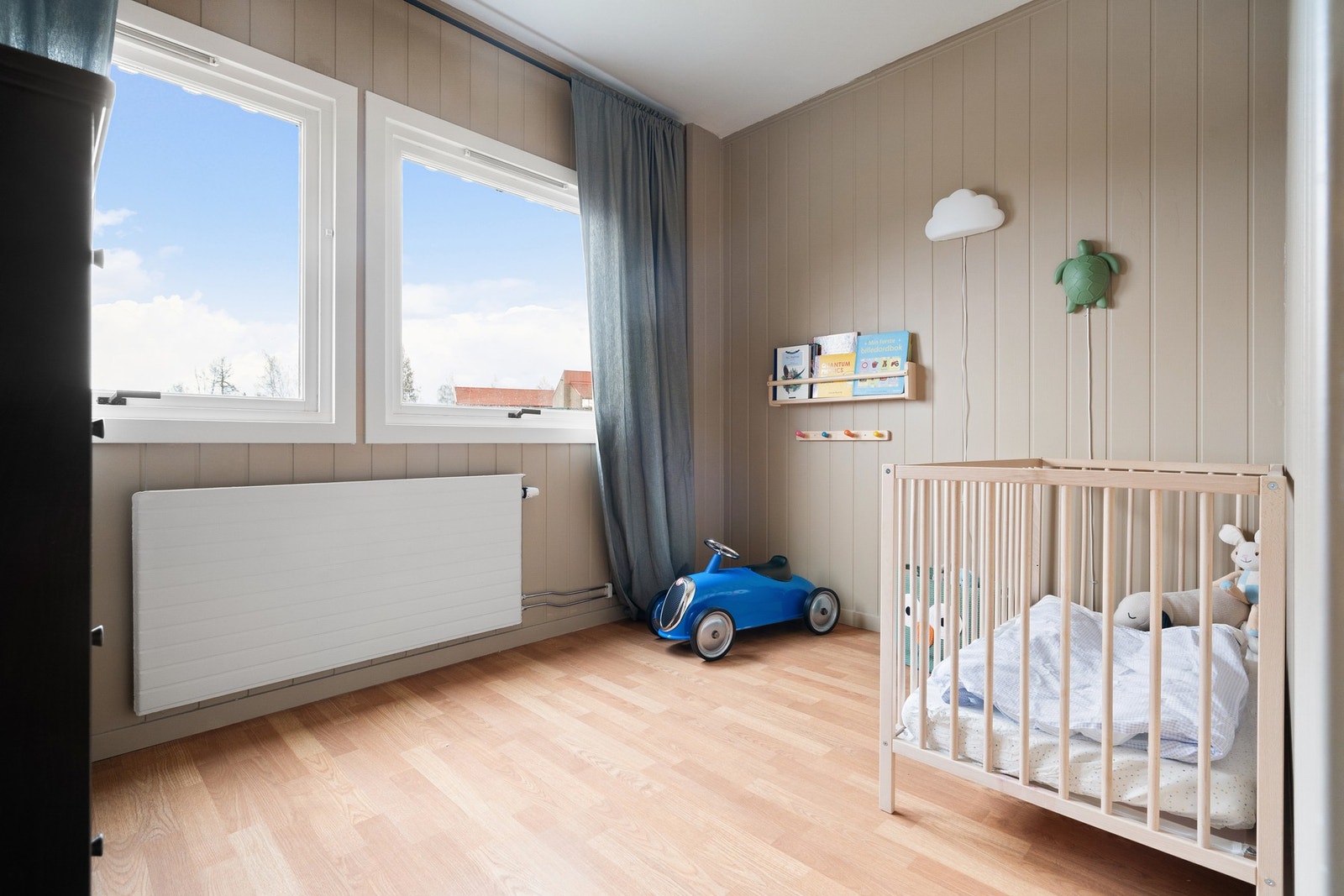 Soverom på omtrent 7 kvadratmeter. Galleribilde