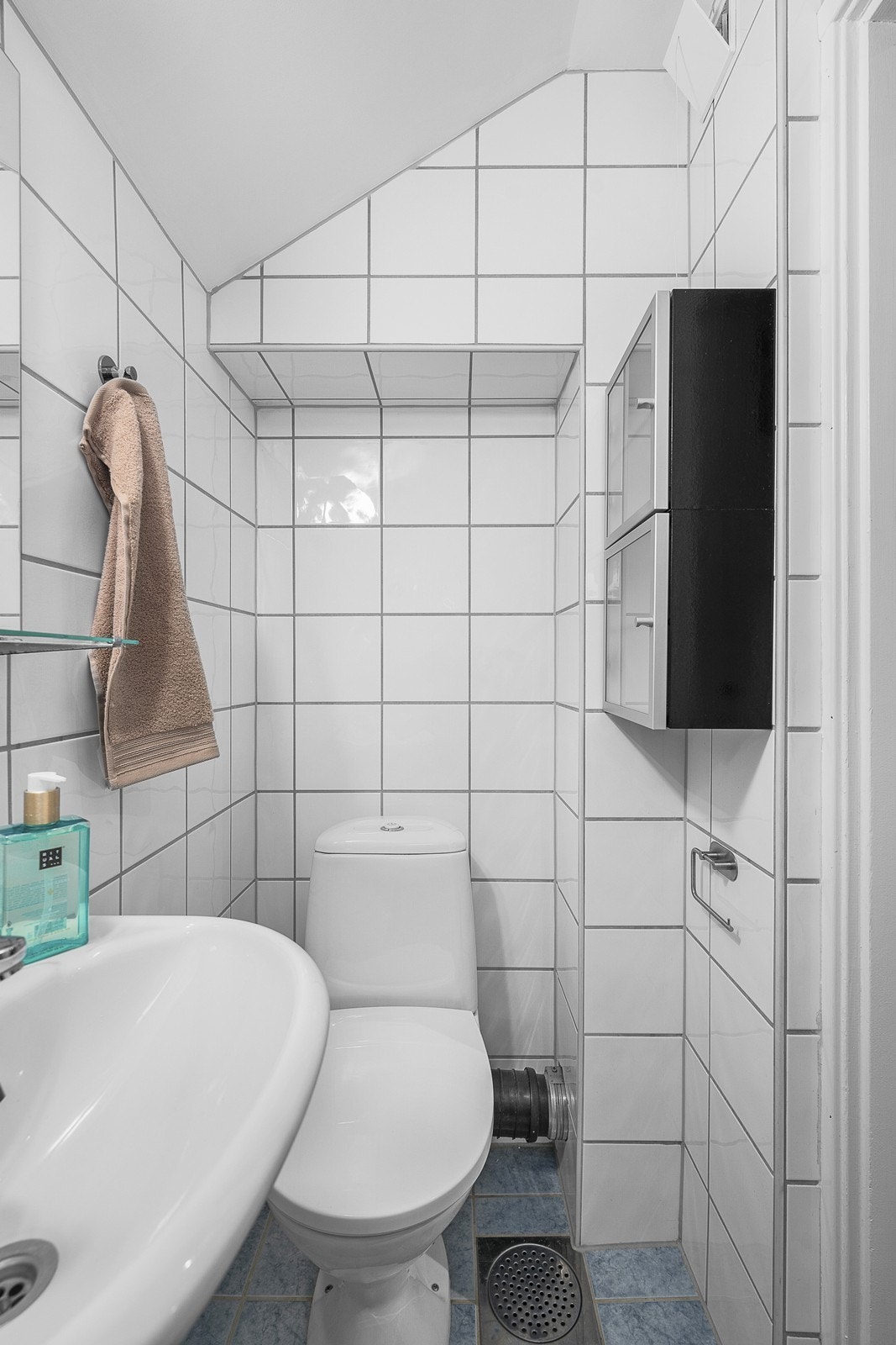 Flislagt bad med varmekabler i gulv. Galleribilde