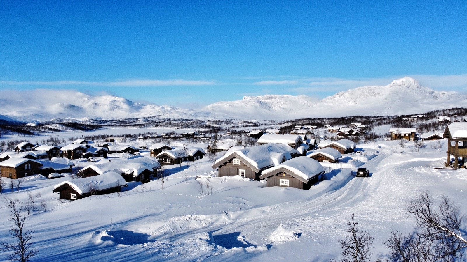 Megler Marit Wangensten-Mo presenterer denne tomten Galleribilde