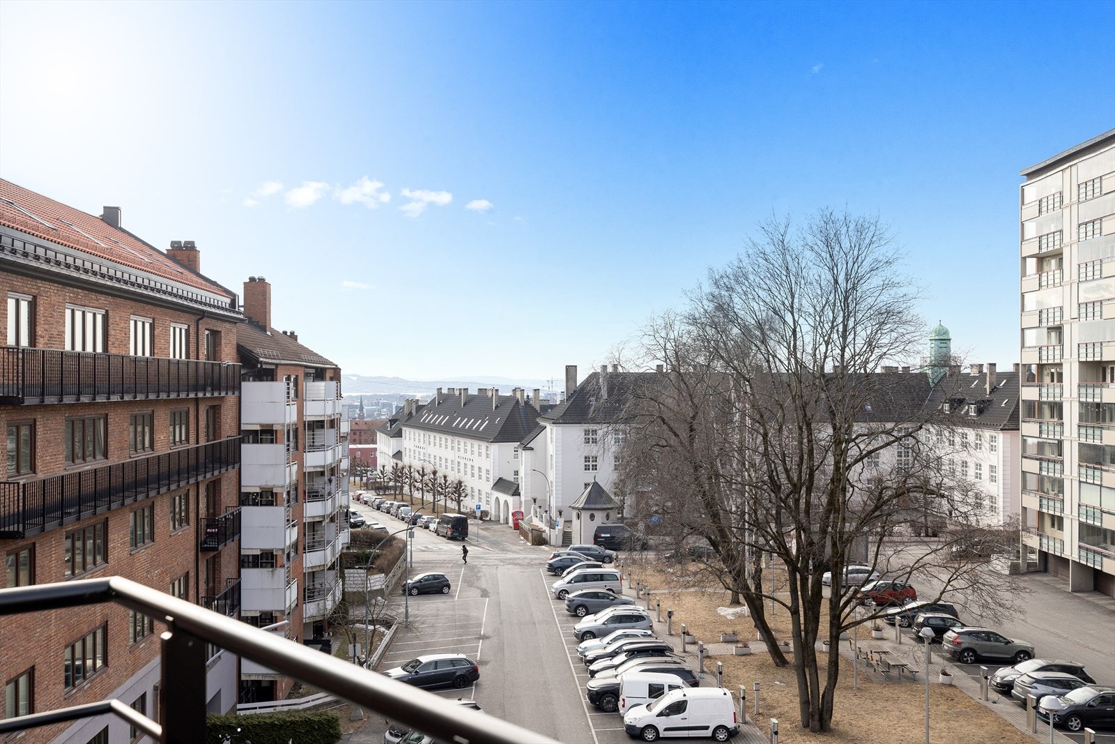 Her har du svært gode solforhold og åpent utsyn. Galleribilde