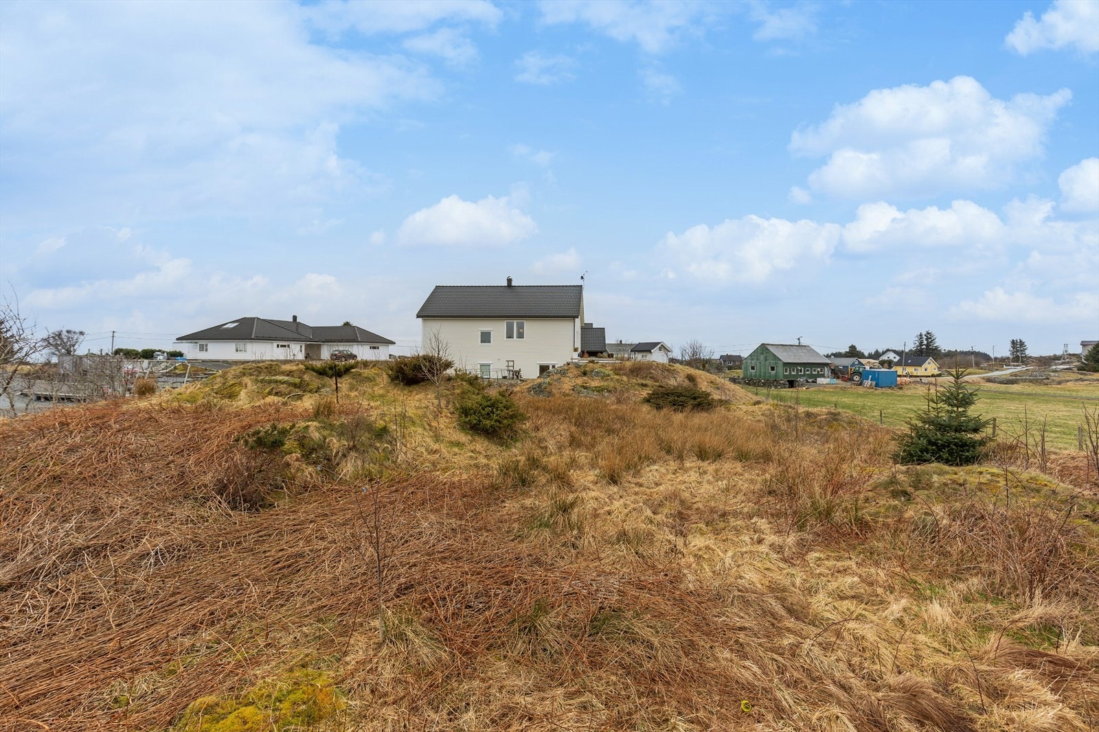 Tomta måler 1 067,6m2 ihht. matrikkelen Galleribilde