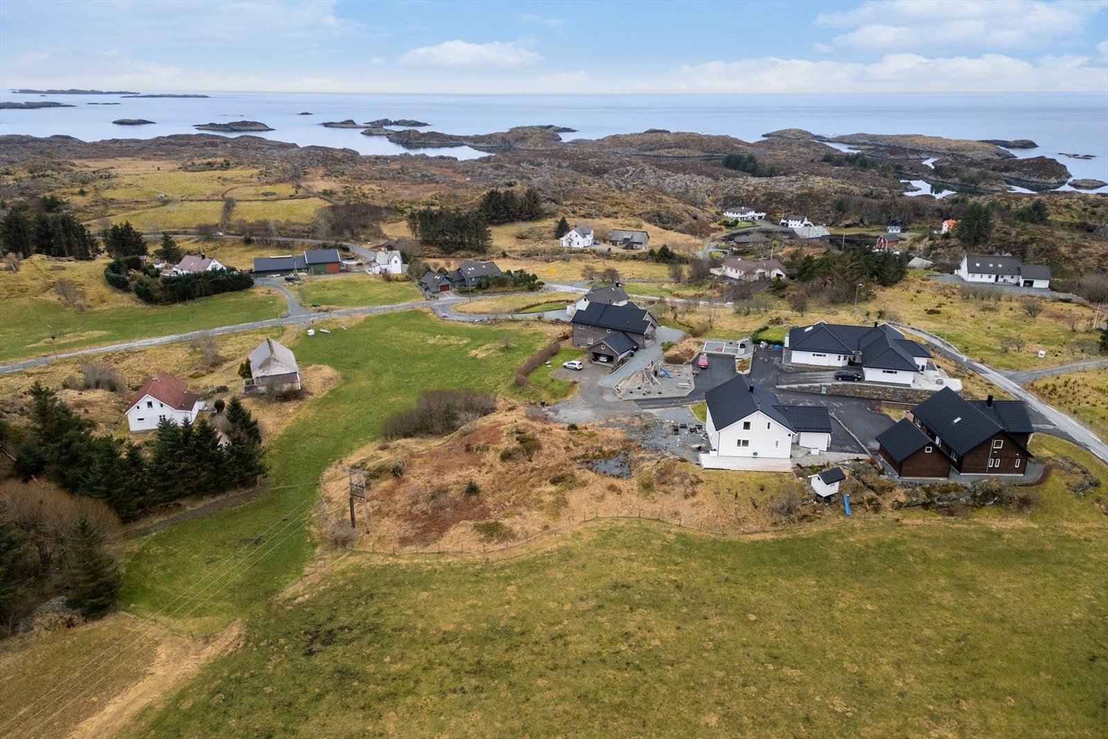 Hiskavegen 118 - boligtomt i veletablert og koselig nabolag. Galleribilde