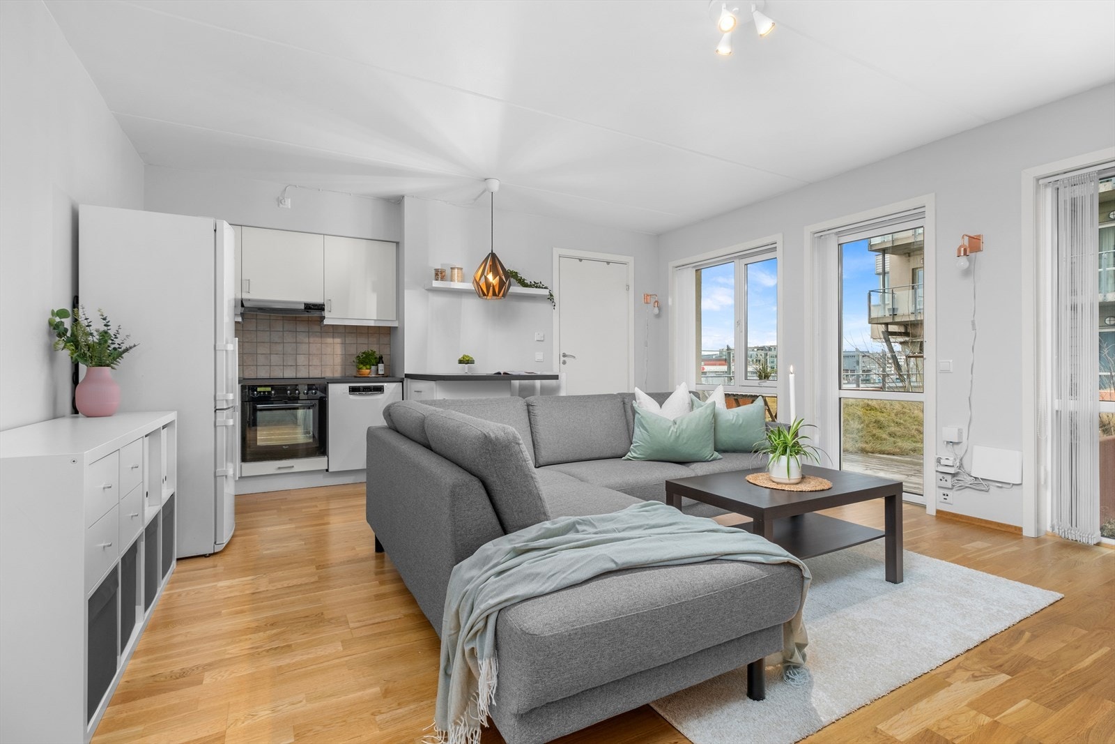 Det medfølger en kjellerbod for ekstra plass til oppbevaring. Galleribilde