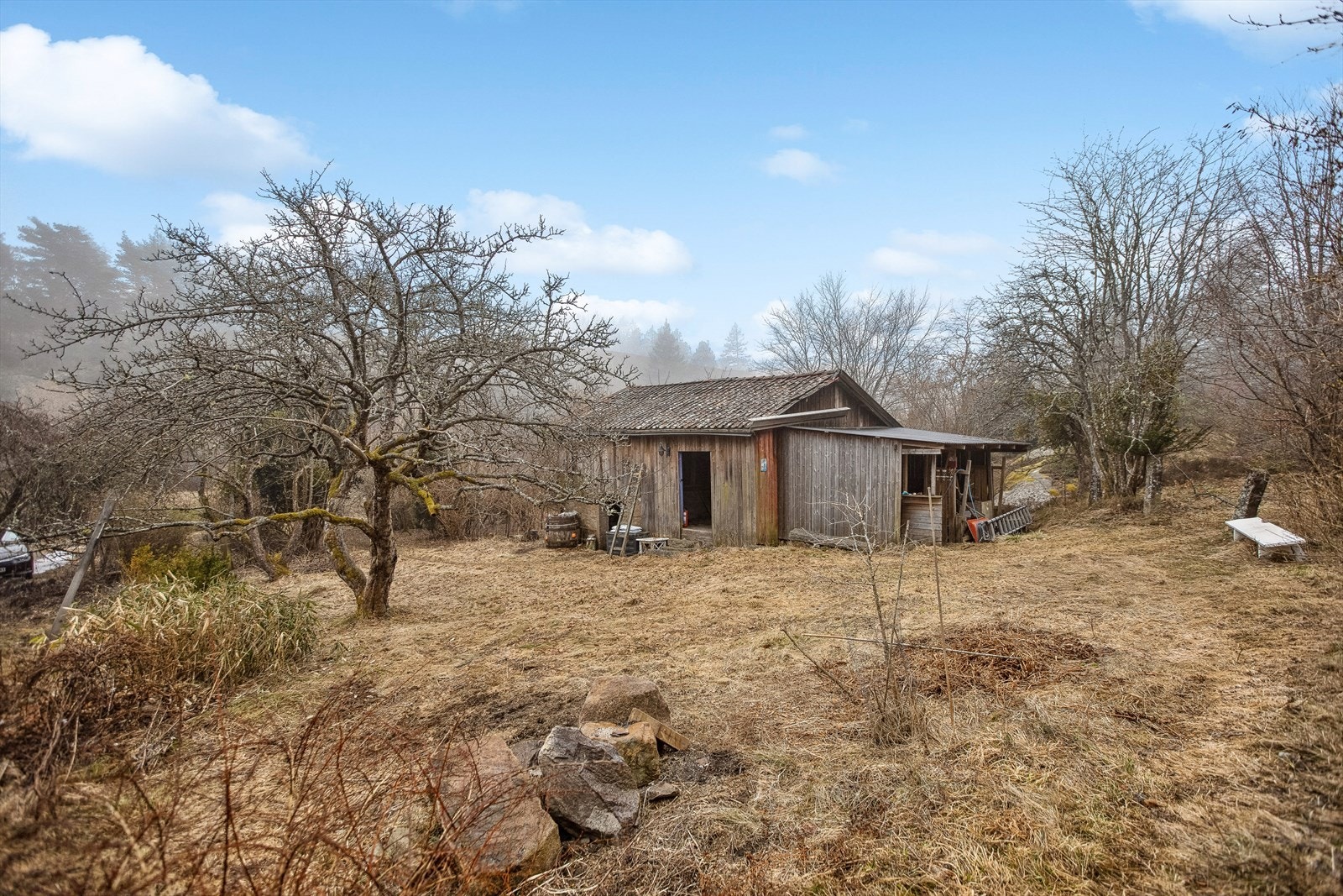 I tillegg har eiendommen en låve. Galleribilde