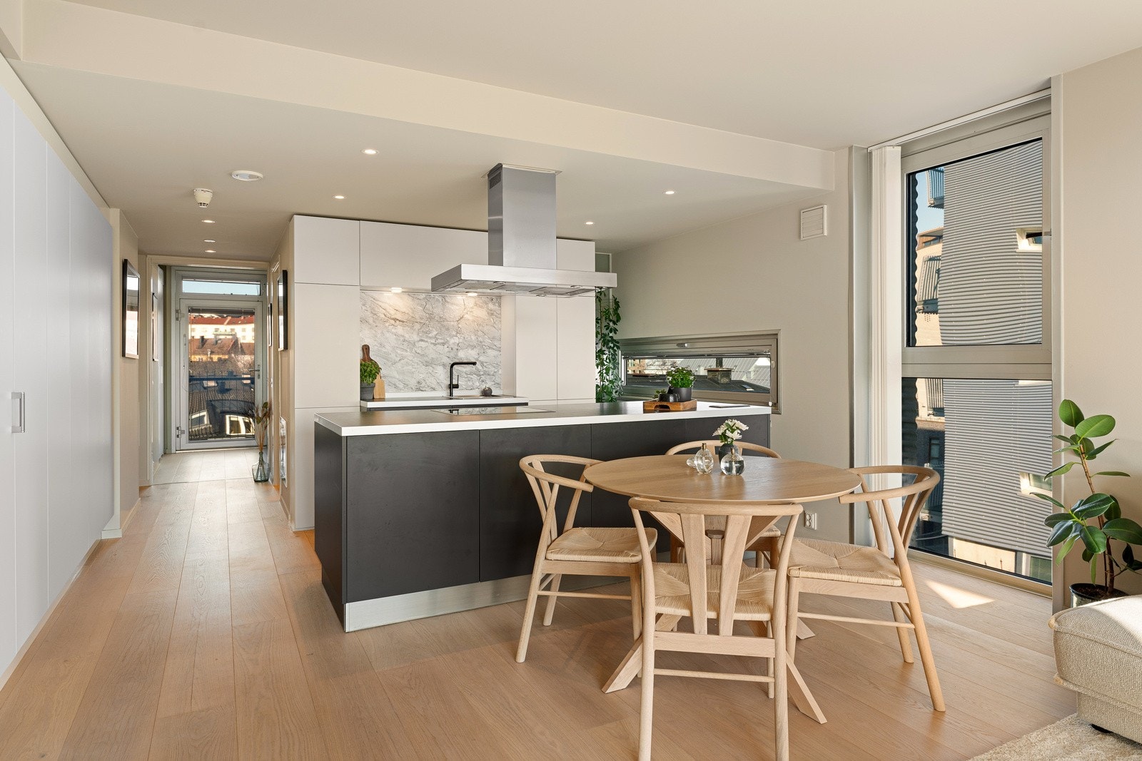 Kjøkken fra Poliform Varenna. Galleribilde