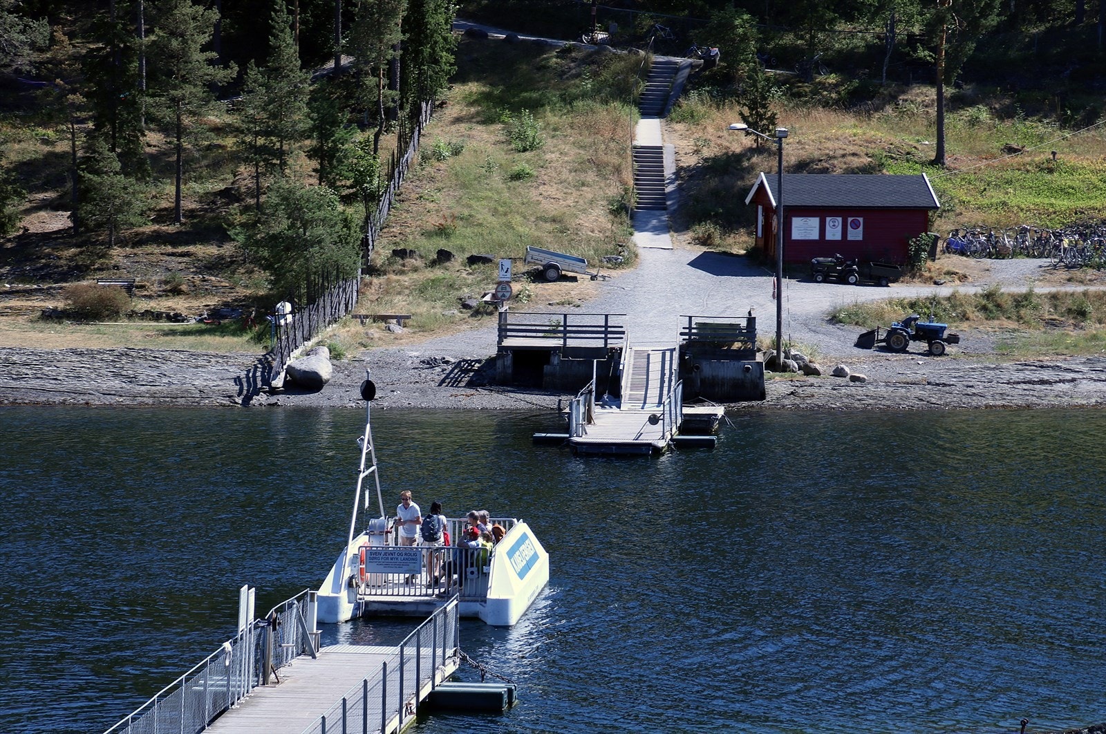 Kabelferge om sommeren Galleribilde