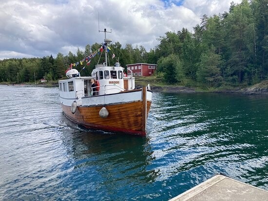 Rigmor 2 - kan ta deg til og fra øya Galleribilde