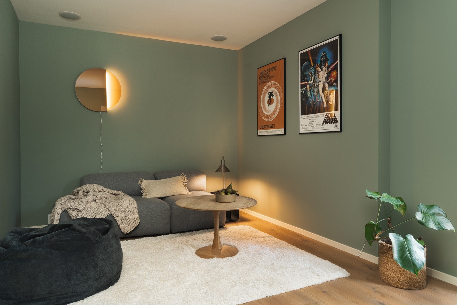 For sømløs opplevelse er det installert innebygget surround anlegg og ekstra lydisolasjon. Galleribilde