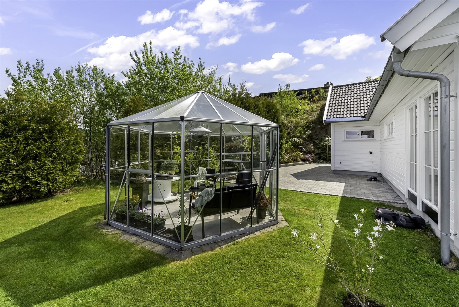 Paviljong. Galleribilde