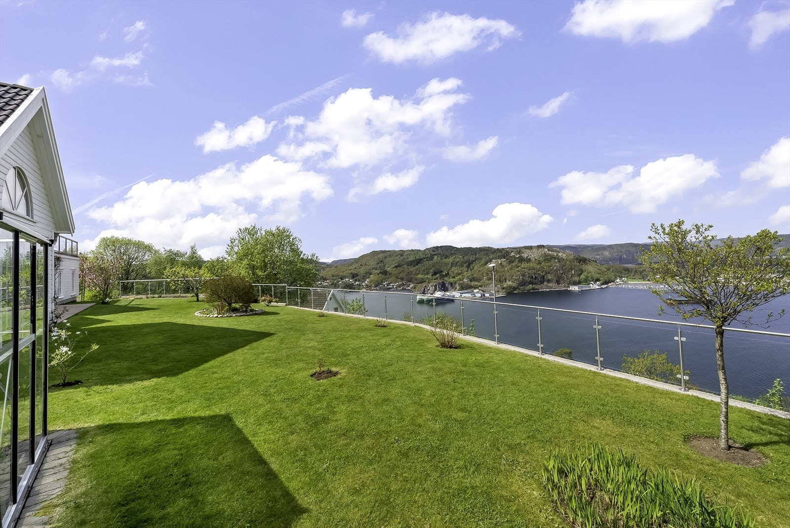 God plass til lek og moro. Galleribilde