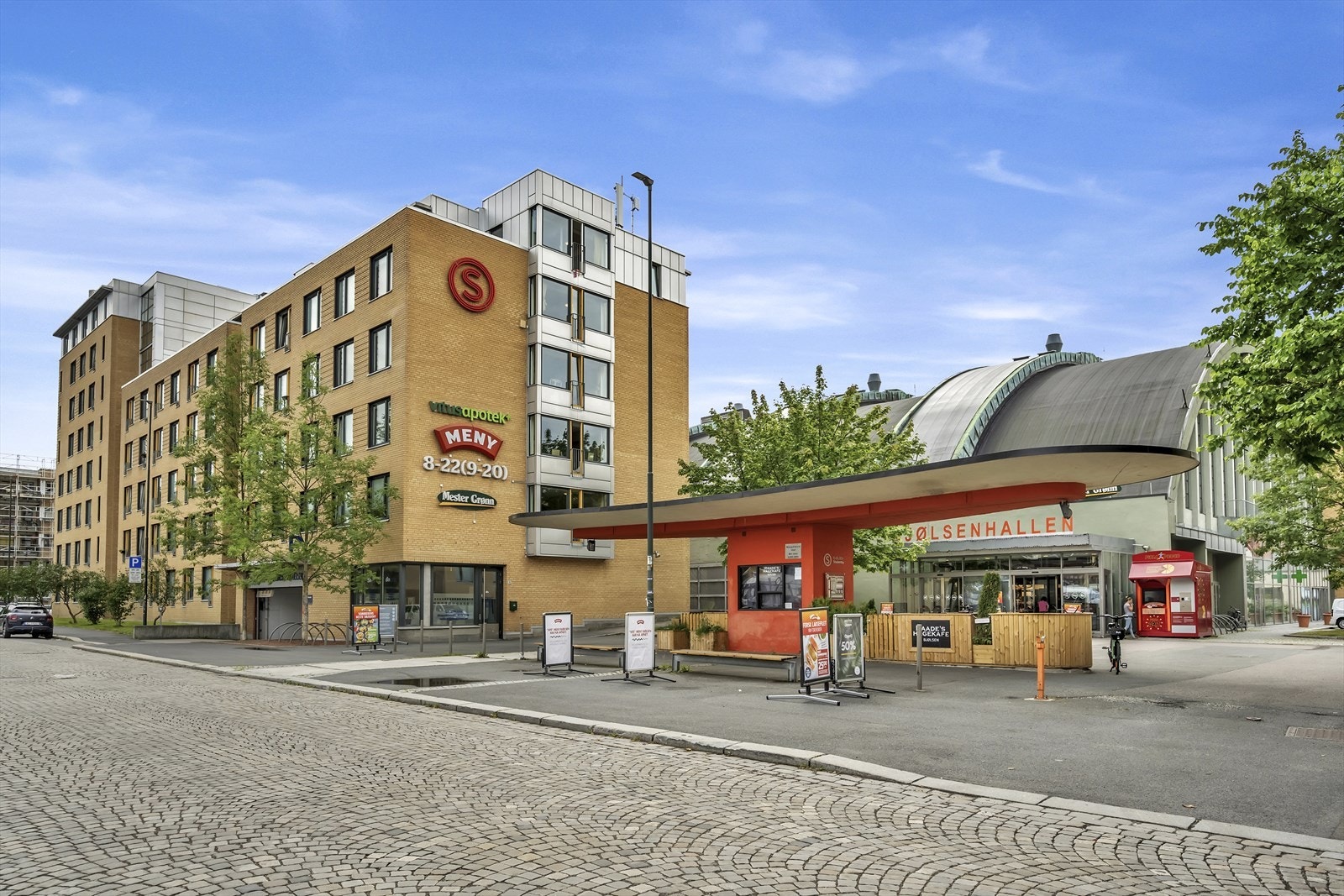Kort avstand til Bjølsenhallen. Galleribilde
