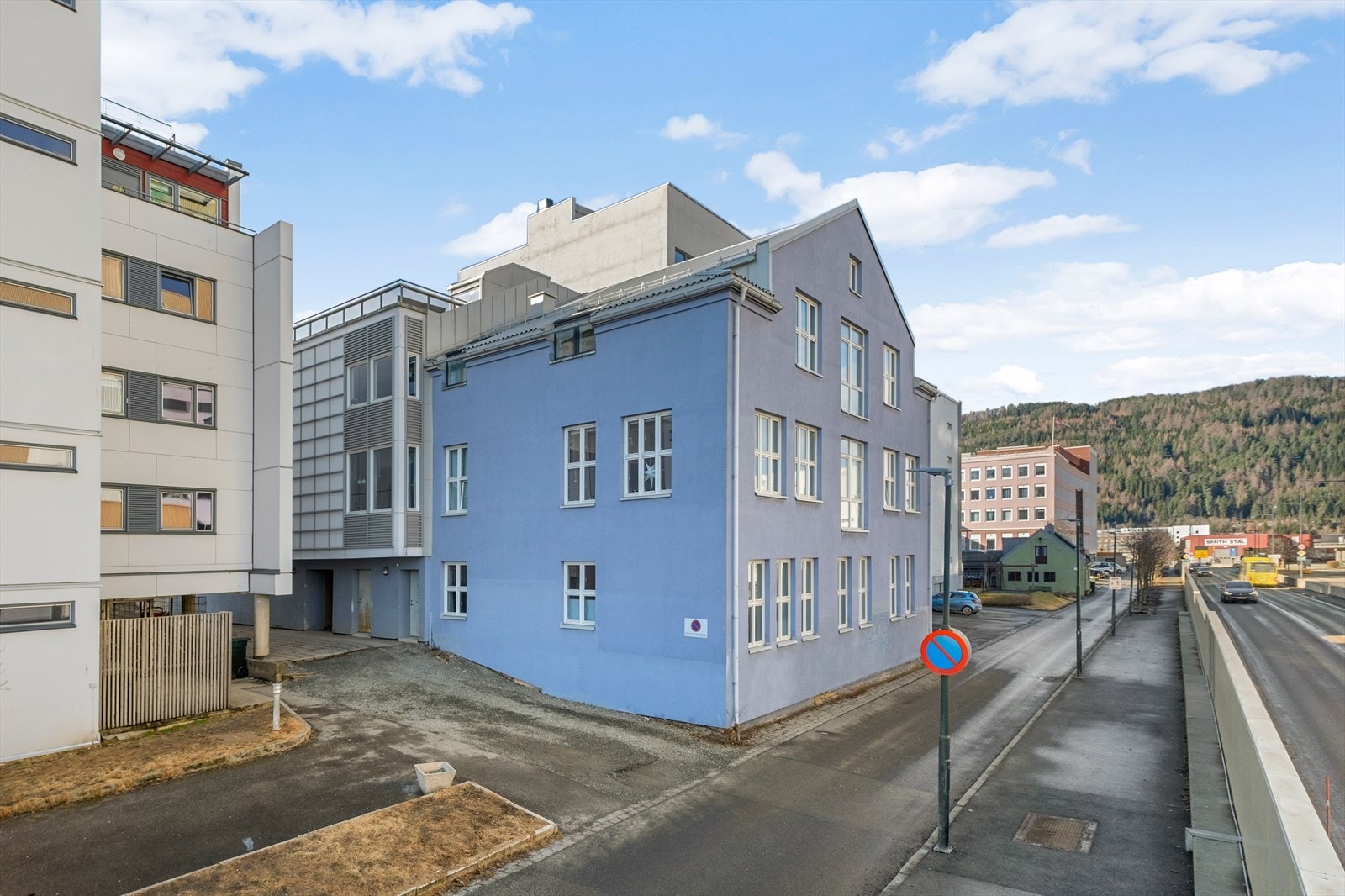 Velkommen til en hyggelig visning! Kontakt megler på 400 57 022 dersom oppsatt visning ikke passer. Galleribilde