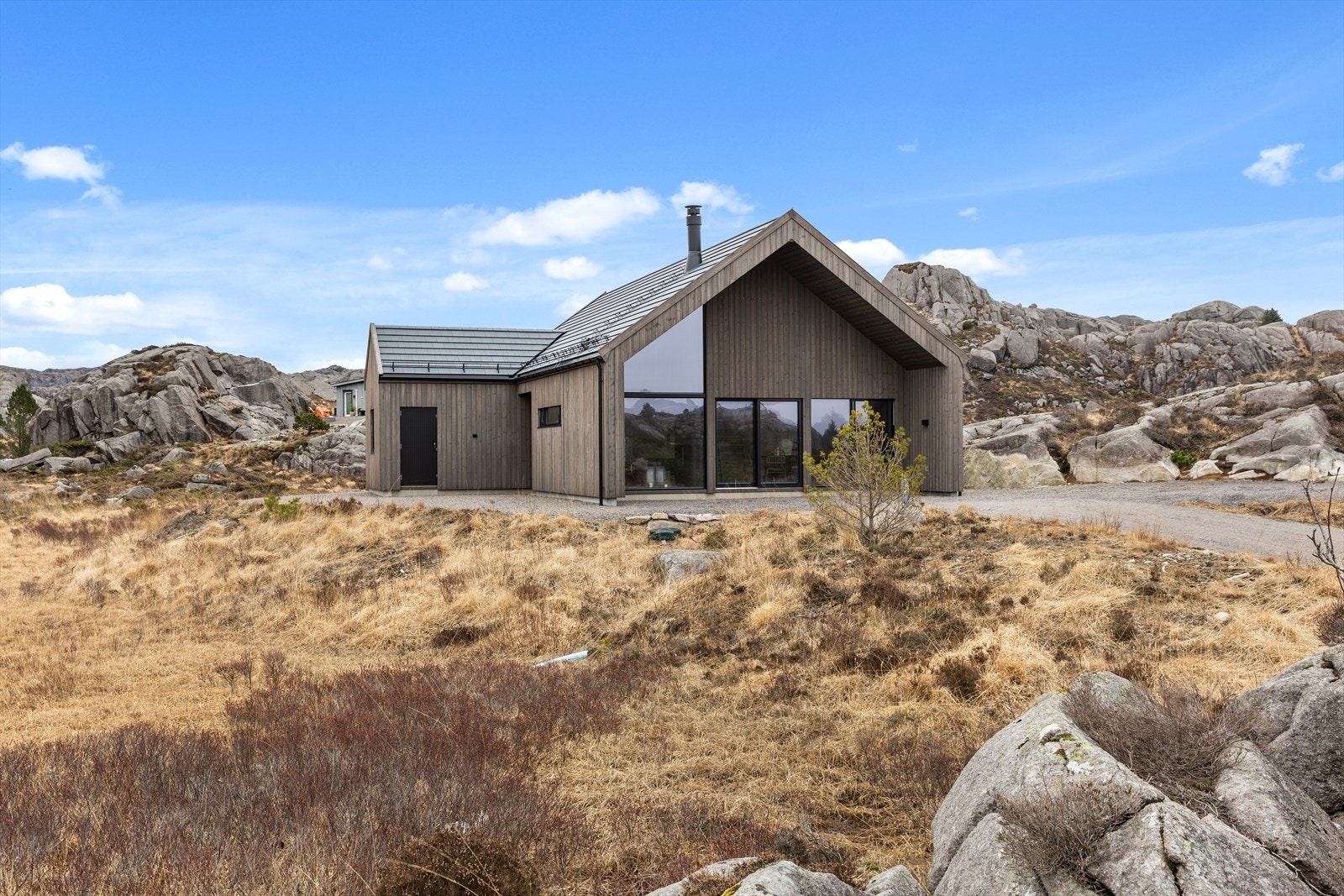 Velkommen til Nordsjøvegen 4768, presentert av Charlotte Ødegård, EiendomsMegler 1 Jærmegleren. Galleribilde