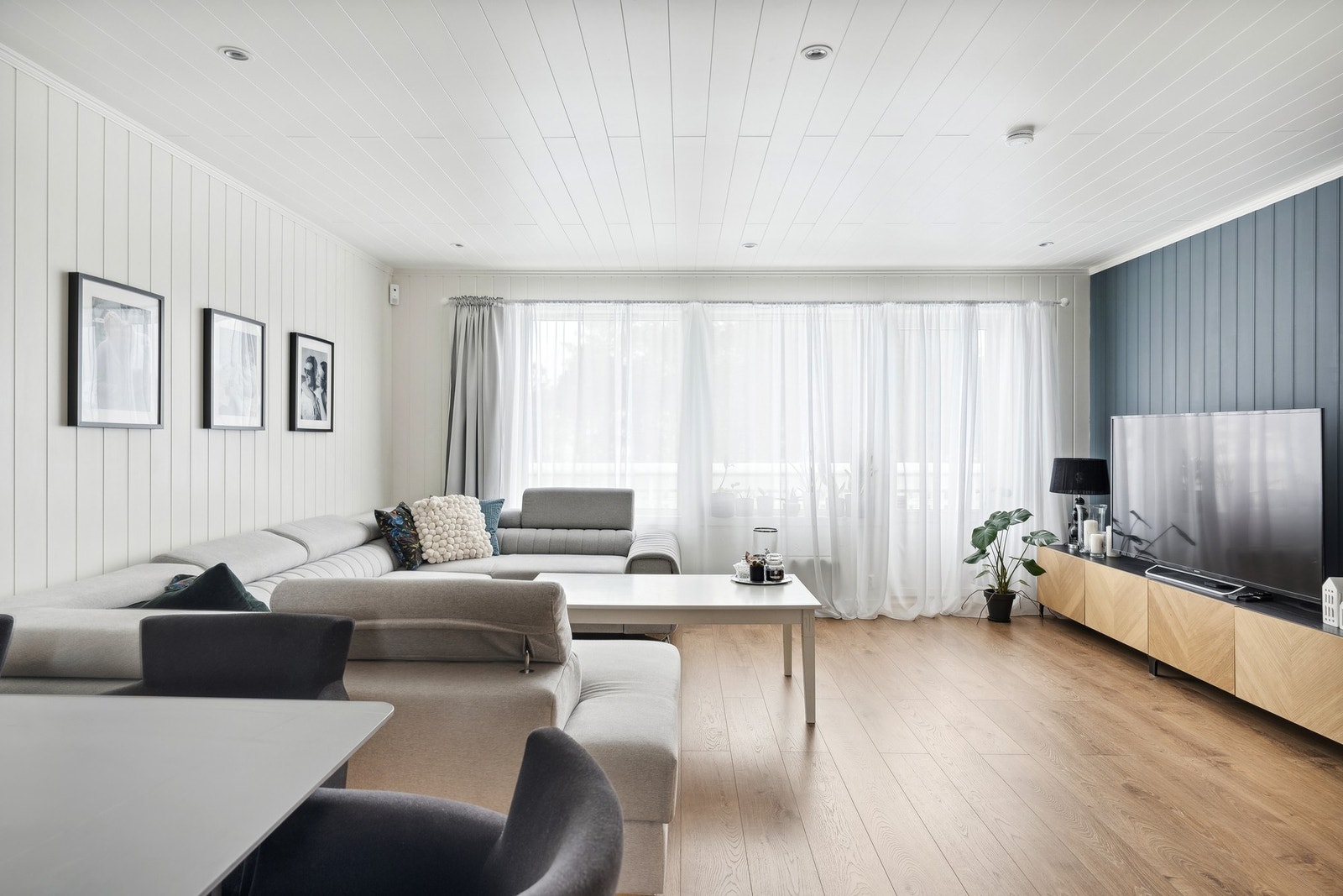 Rekkehus med fin beliggenhet på Flatval Galleribilde