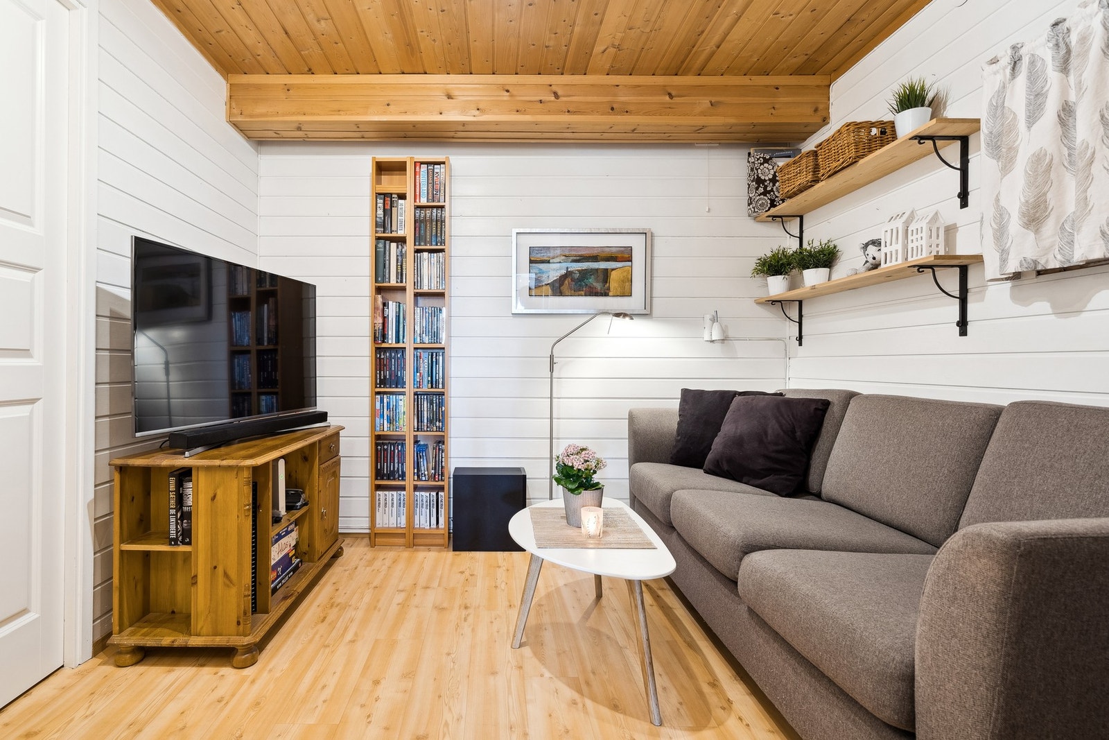 Disponibelt rom benyttes i dag som kjellerstue Galleribilde