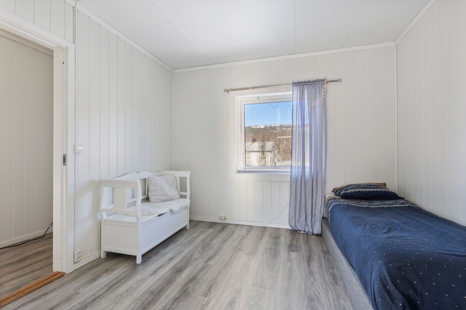 Alle boligens soverom er av god størrelse Galleribilde