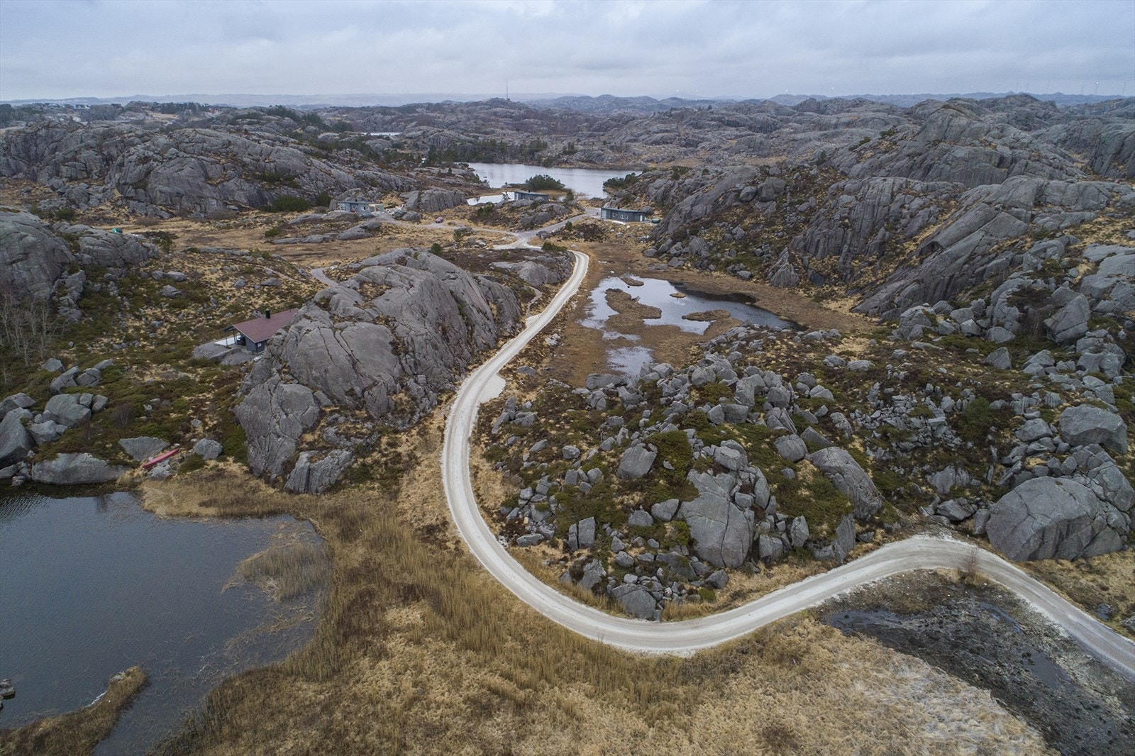 Holmane hyttefelt - beliggende ca 2,5 km sør for Sirevåg. Galleribilde