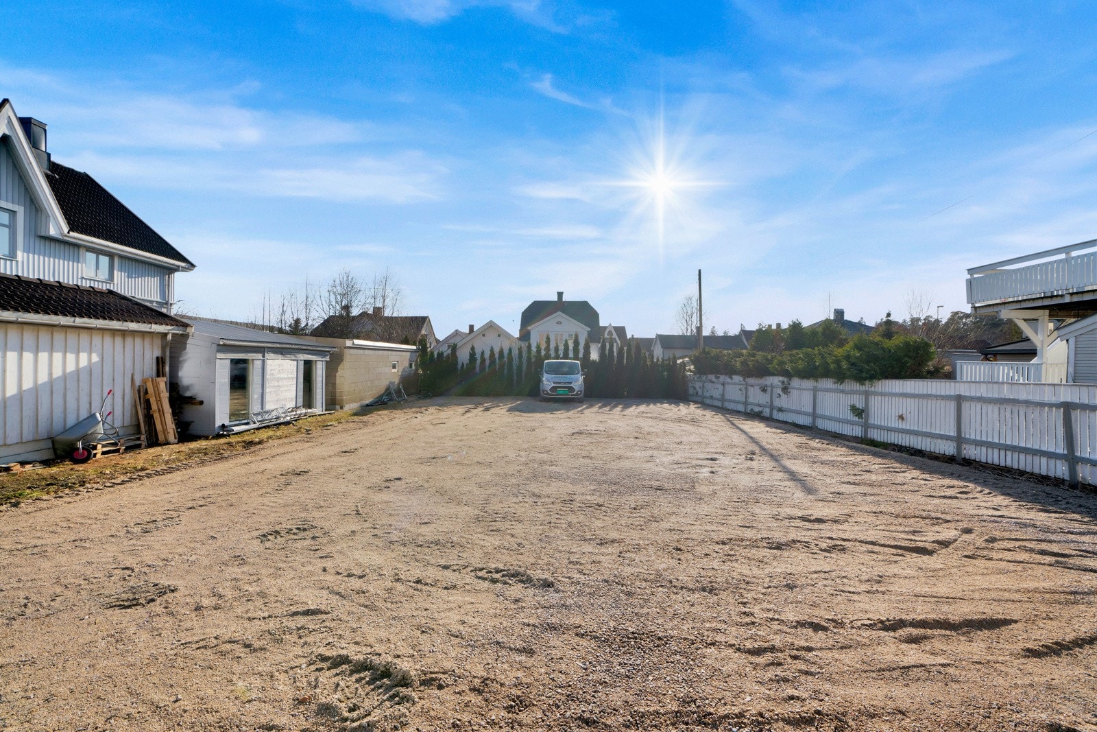 Tomten er på ca. 454 kvadratmeter. Galleribilde