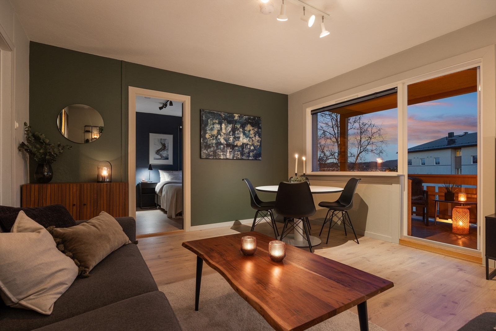 Aktiv Eiendomsmegling v/ Marius Kvalvik har gleden av å presentere Stabells veg 11 B - en moderne og tiltalende 2-roms andelsleilighet med populær beliggenhet. Galleribilde