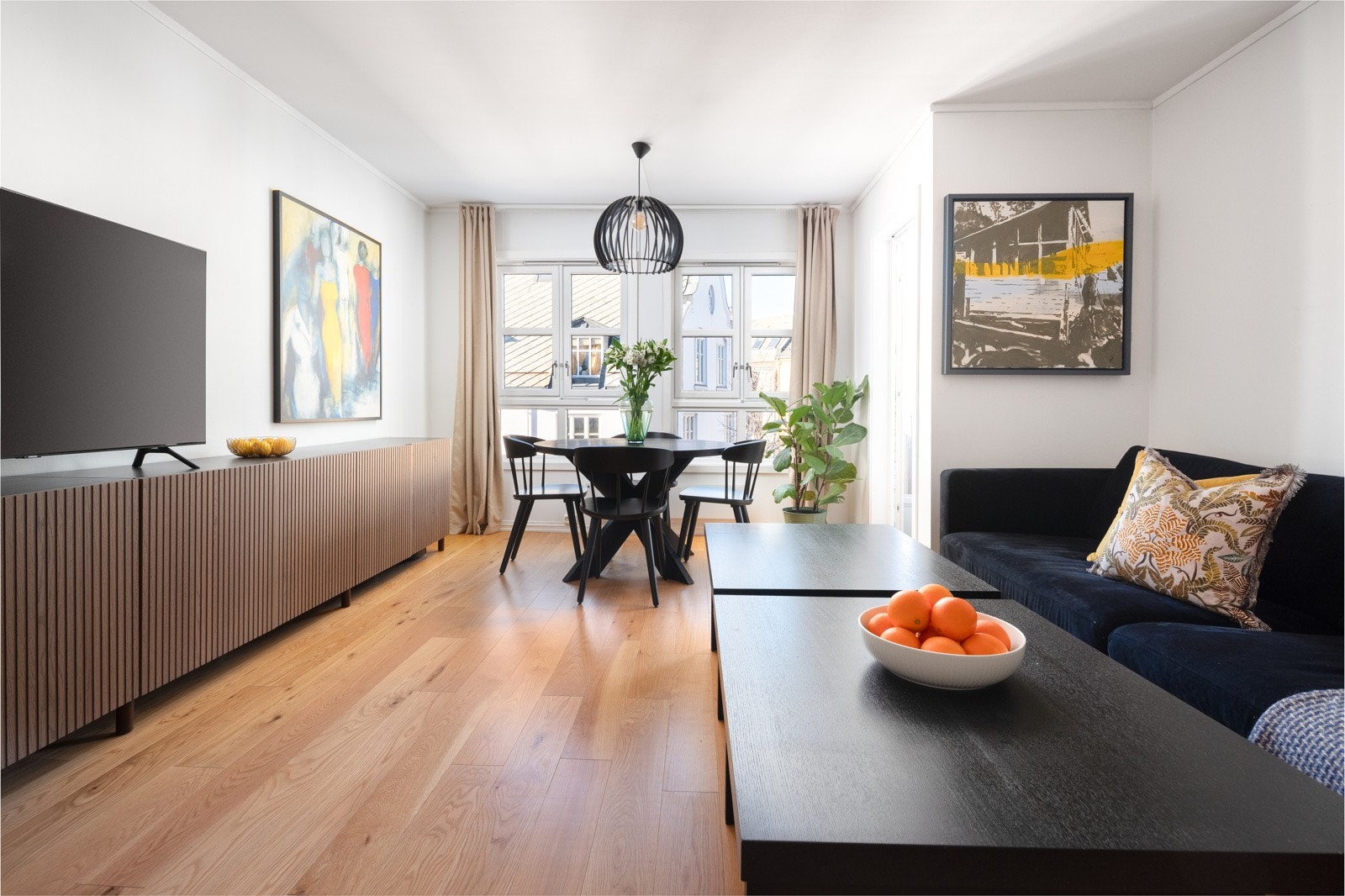 EIE eiendomsmegling ved Daniel Bruce har gleden av å presentere Ulstadløkkveien 5. En smakfull borettslagsleilighet i en av byens mest attraktive og urbane bydeler, Lademoen. Galleribilde