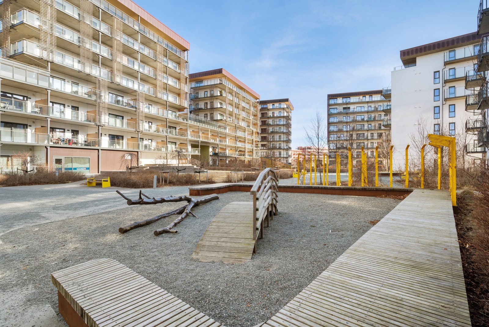 Det er gangavstand til blant annet, City Lade, ladestien og dagligvarebutikker. Galleribilde