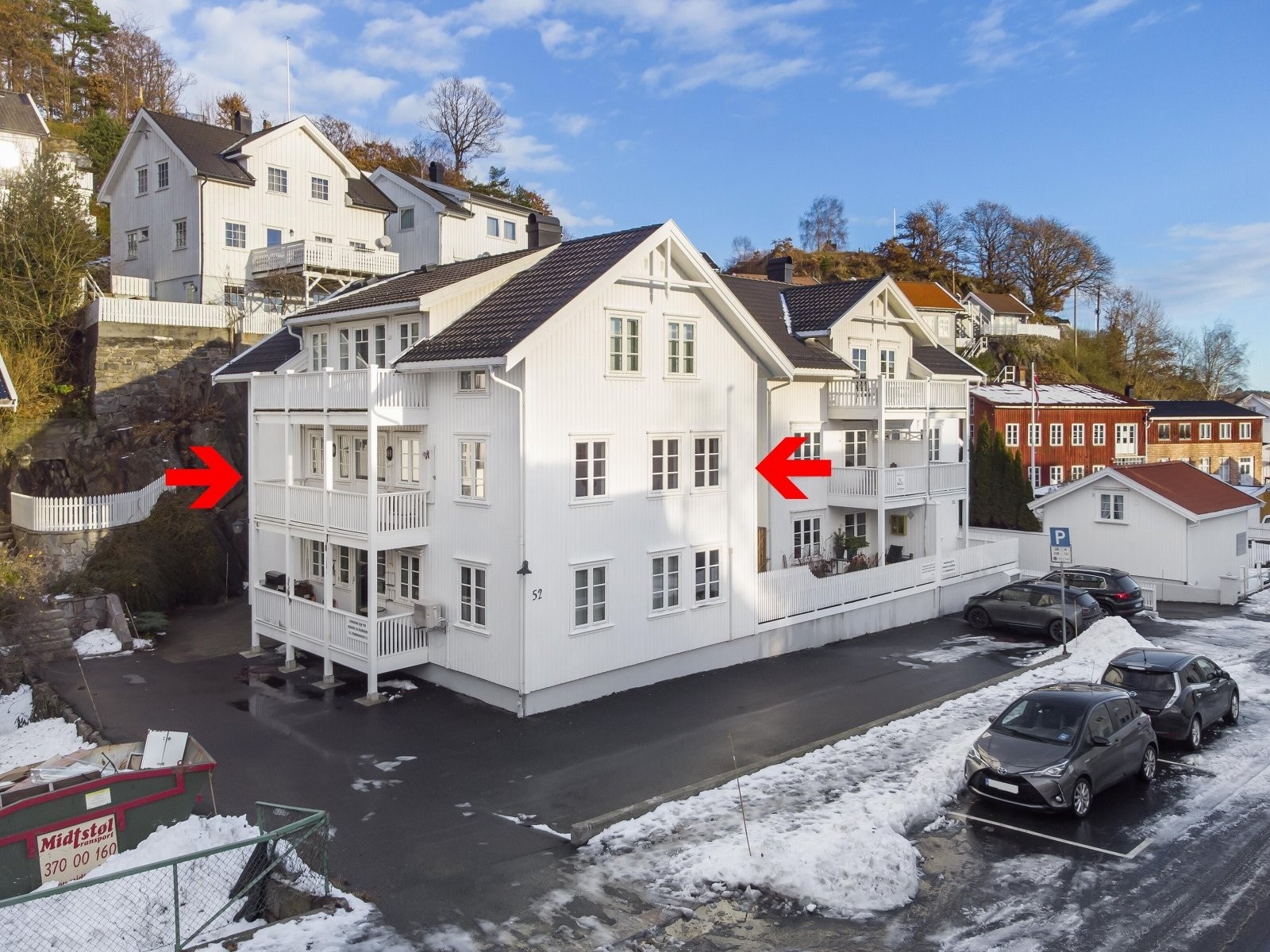 Leiligheten ligger i 2. etasje med heis fra bakkeplan og fra garasjeanlegg Galleribilde