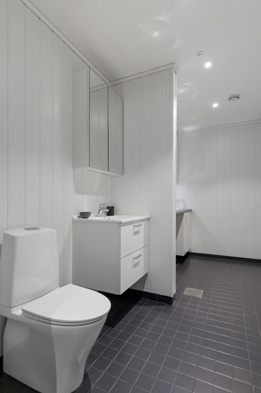 Toalett/vaskerom Galleribilde