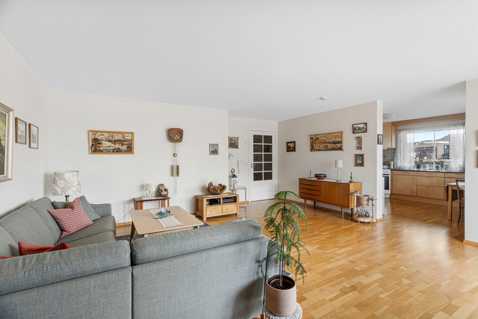 Stue - 37 kvm Galleribilde