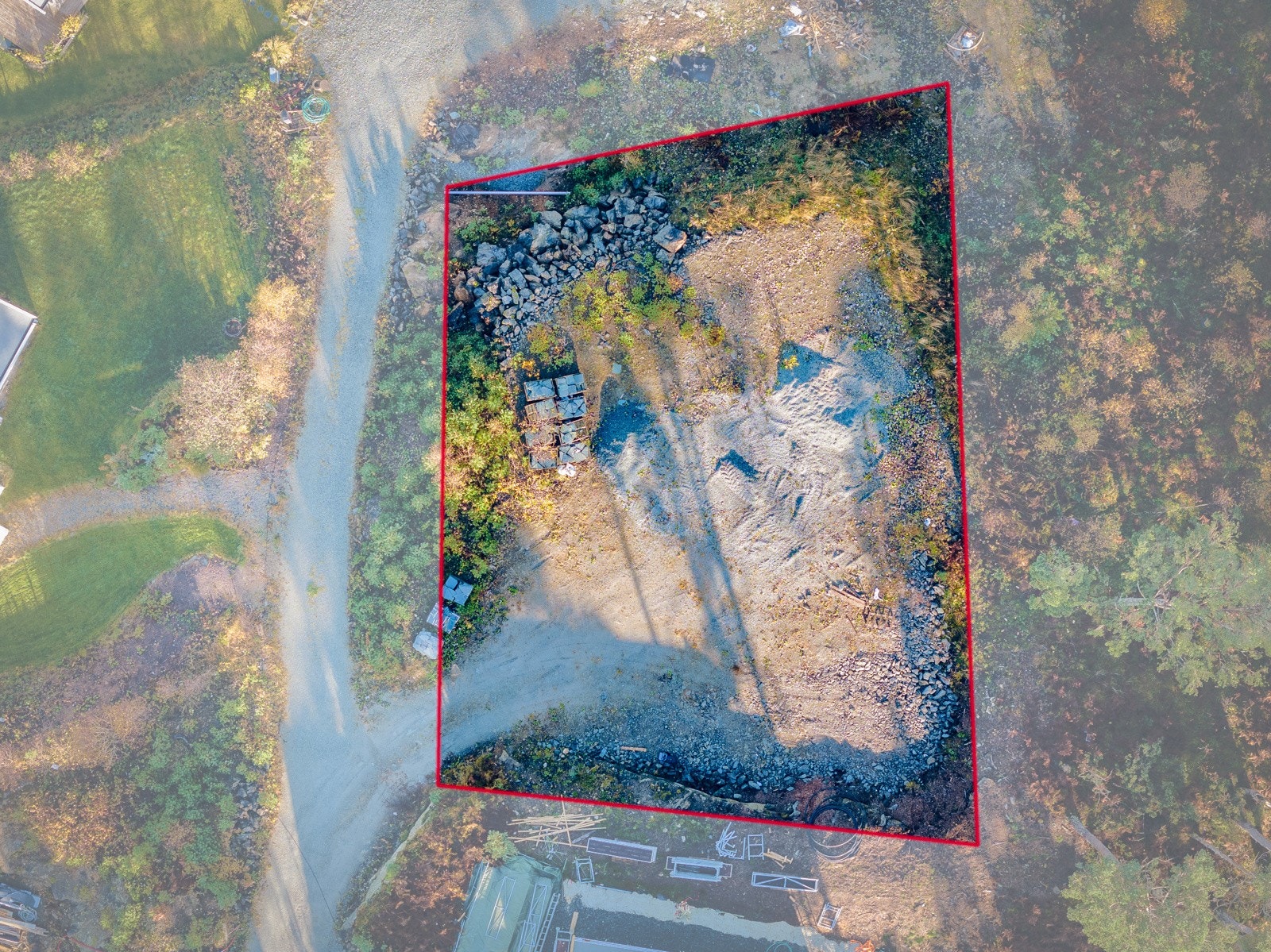 Tomt sett ovenfra med grenseoversikt (avvik kan forekomme). Galleribilde