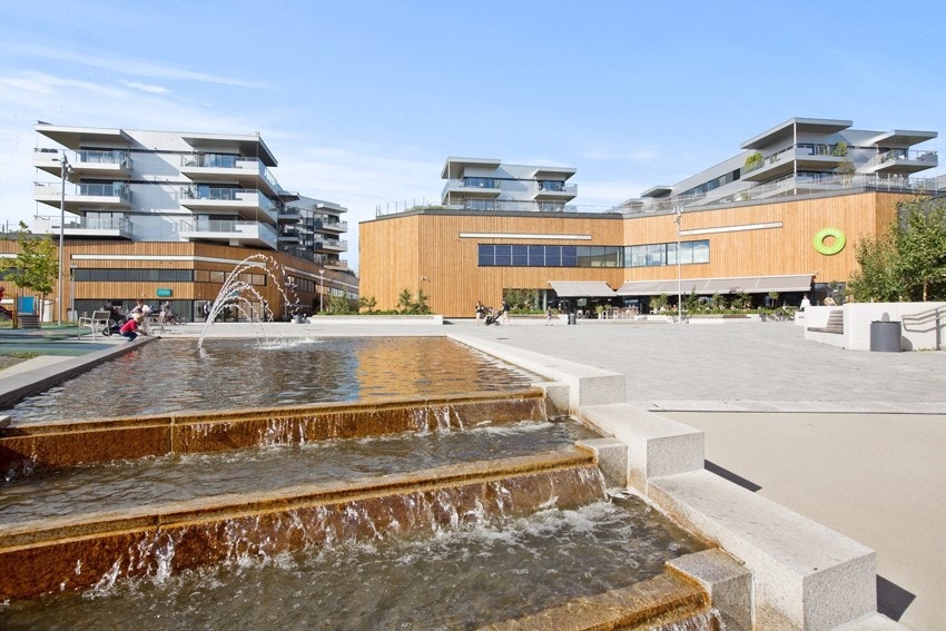 Fornebu S byr på et godt utvalg av butikker og spisesteder Galleribilde