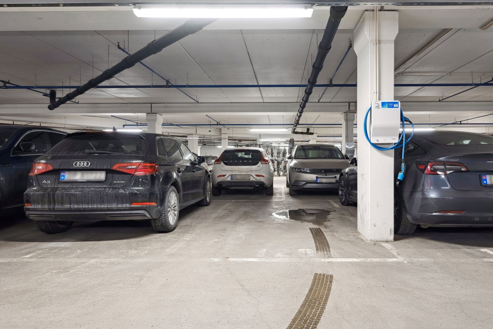 Det medfølger to garasjeplasser Galleribilde