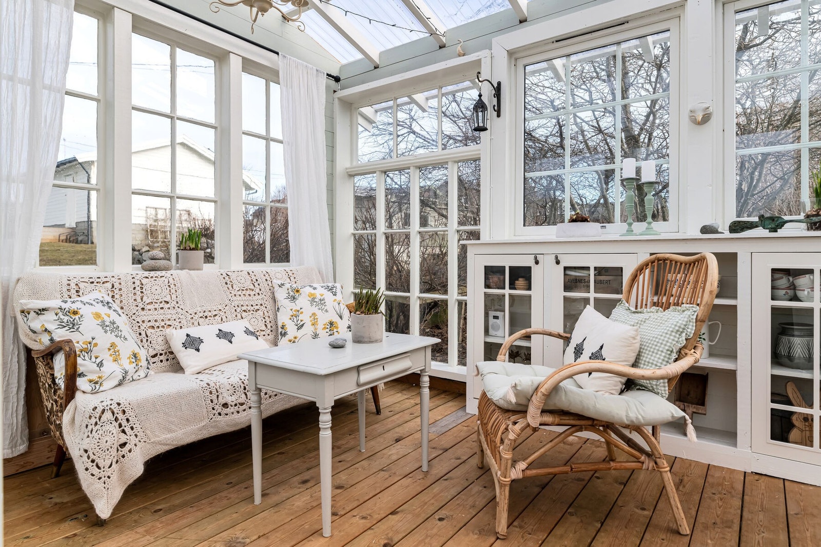 Koselig innredet hagestue Galleribilde