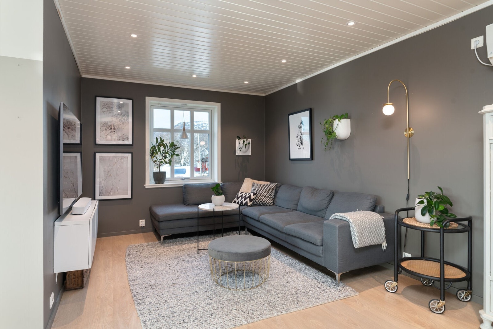 Del av stuen Galleribilde