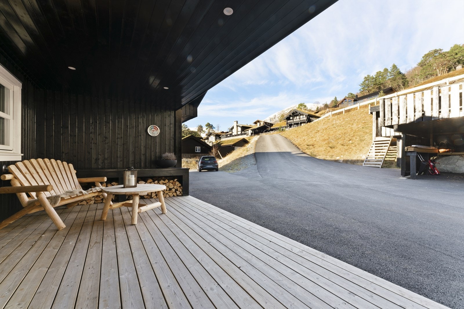 Nedkøyring til eigedomen Galleribilde