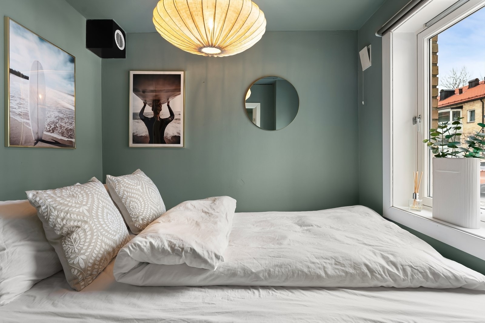 Her er det plass til dobbeltseng Galleribilde