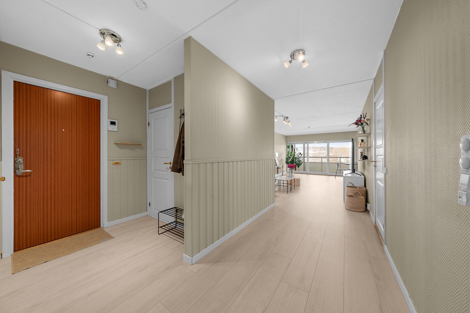 Stor og innbydende entré. Galleribilde