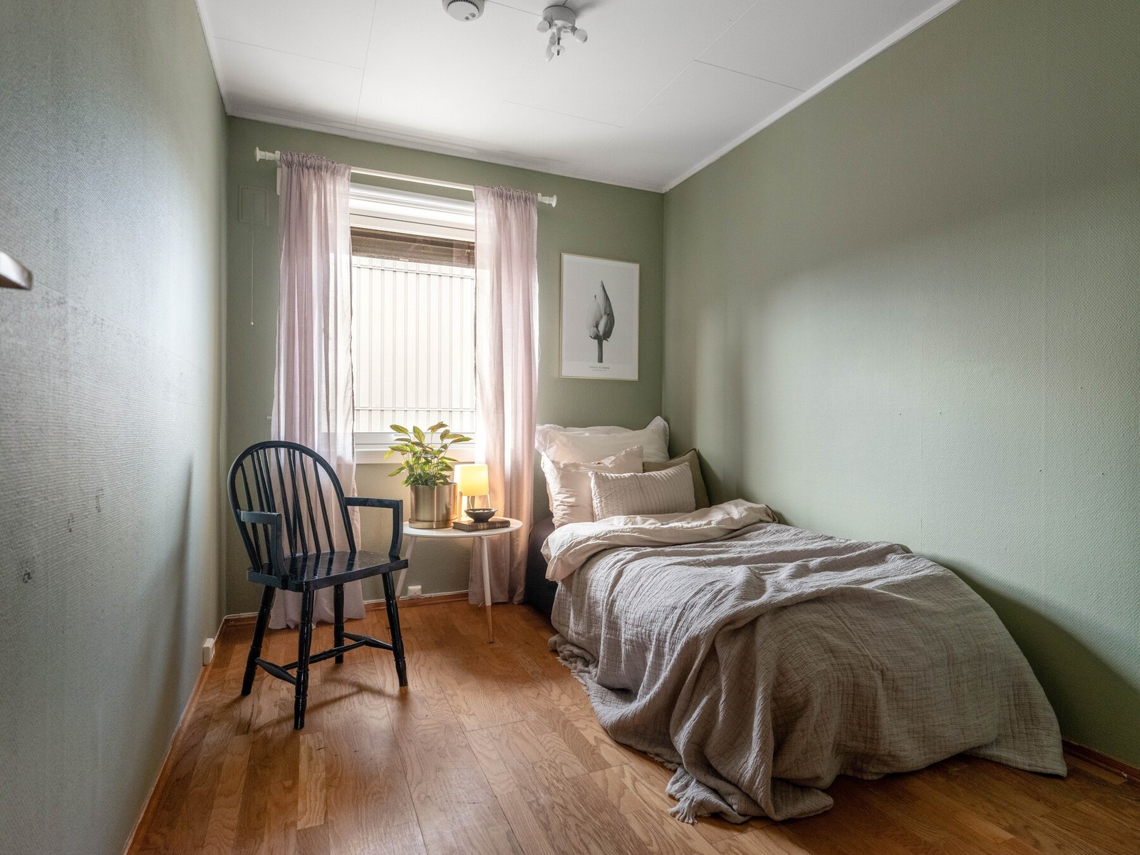 Det er 3 soverom i boligen totalt. Galleribilde