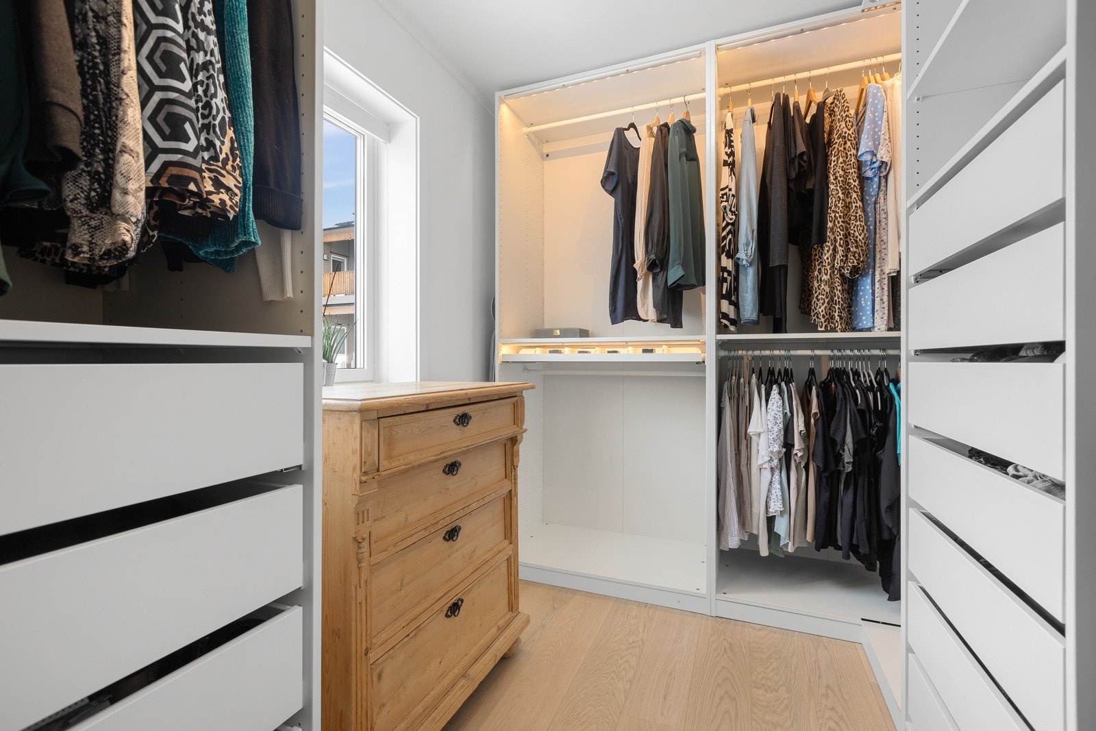 Soverom 2 benyttes idag som omkledningsrom. Galleribilde